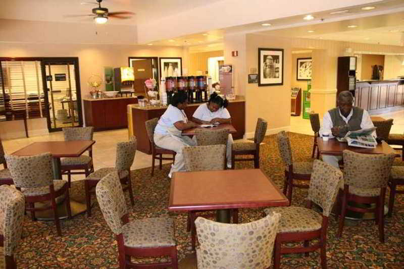 Hampton Inn Columbia Northeast-Fort Jackson Area Restaurant photo