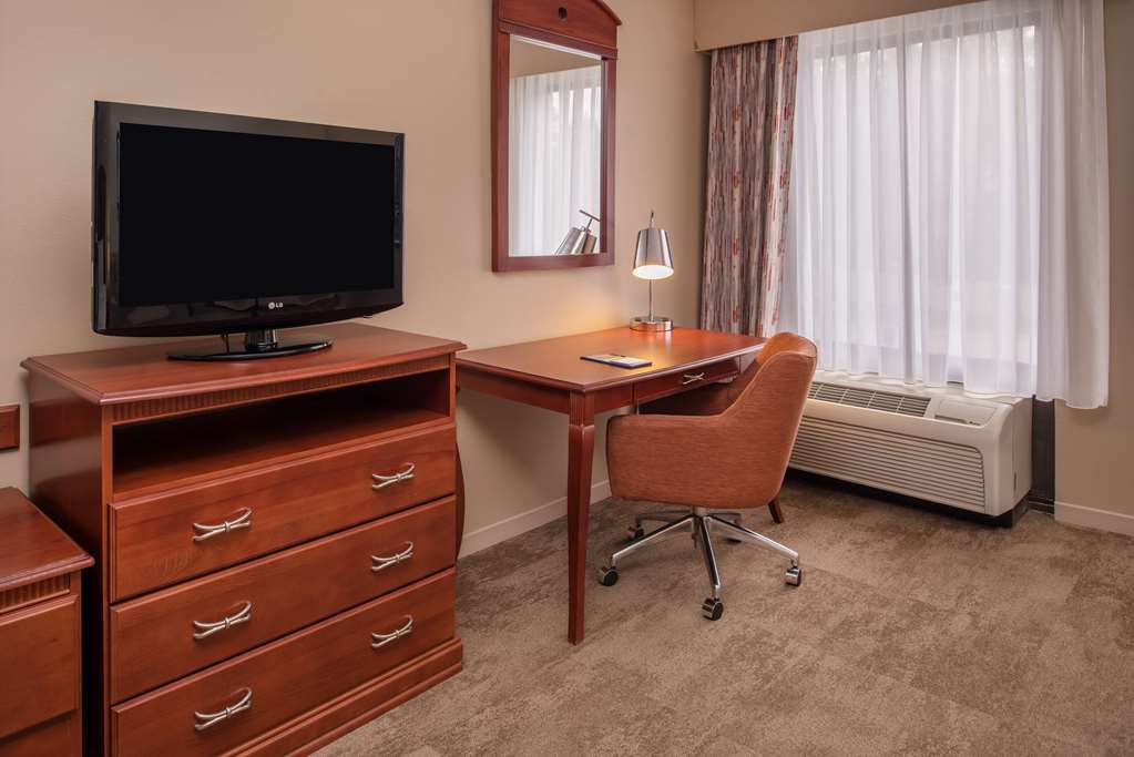 Hampton Inn Columbia Northeast-Fort Jackson Area Room photo